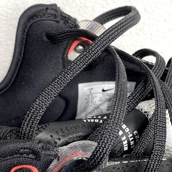 Nike Air Zoom GT Jump 2 EP 'White Black'
Size (9) - Picture 11 of 13